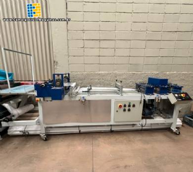 M�quina para fabrica��o de prop� sapatilha tnt descart�vel