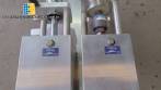 Envasadora de l�quidos pneum�tica em inox semi-autom�tica com dois bicos Y&G Packing Machinery