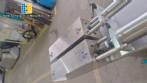 Envasadora de l�quidos pneum�tica em inox semi-autom�tica com dois bicos Y&G Packing Machinery