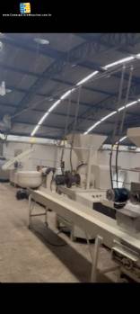 Linha para produ��o de salgadinho de milho 400 kg / hora