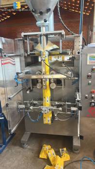 Embaladora autom�tica vertical para p�s ARV