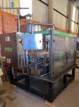 Envasadora rotativa bombonas gal�es de 1 � 5 litros Vinox Zegla