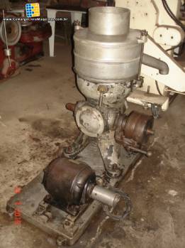 Separador centrifugo para �leos de ess�ncia de frutas c�tricas