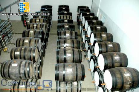 Empresa de pequeno porte para produ��o de cacha�a