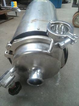 Bomba de transfer�ncia em inox sanit�ria Plumat