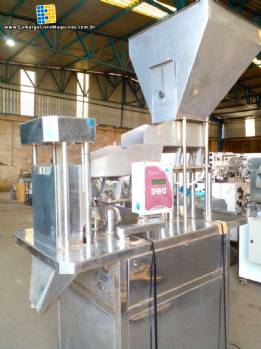 Pesadora dosadora semiautom�tica JCV