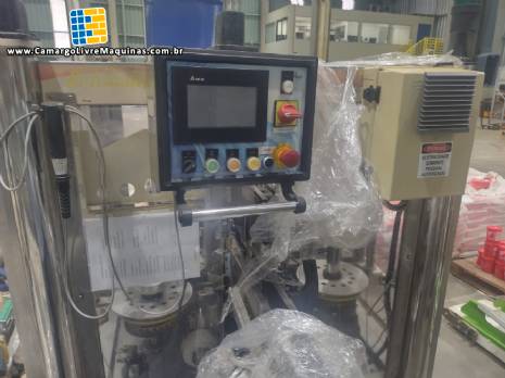 Rotuladora automtica em inox com dois cabeotes para rtulos autoadesivo Narita
