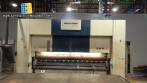 Prensa dobradeira hidr�ulica CNC Newton 175 toneladas para dobrar chapas de at� 3.050 mm