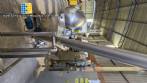 Rosca alimentadora transportadora helicoidal inclinada com silo receptor em ao inox
