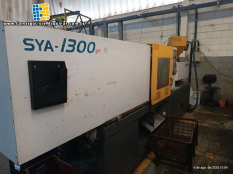 Injetora de plstico Sinitron 130 toneladas