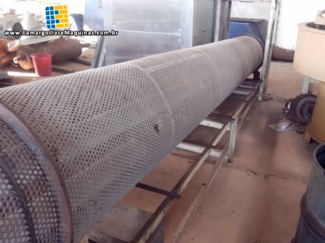 Misturador tubul�o pulverizador para alimentos