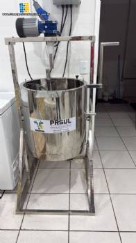Tacho cozinhador em inox com aquecimento � g�s e el�trico PRSUL 80 litros para doces latic�nios