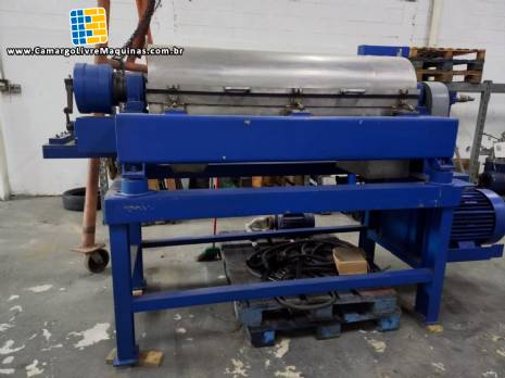 Centr�fuga decanter separadora horizontal em inox para separar s�lidos e l�quidos  Alfa laval 10.000 litros / hora