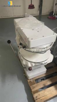 Abridor abridora industrial de massa de pizzas Fornoflex Abridor abridora industrial de massa de pizzas Fornoflex