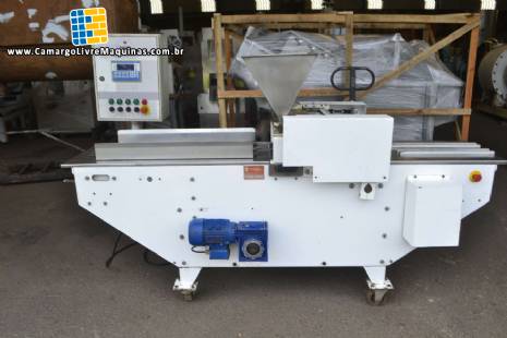 Dosadora para líquidos e semilíquidos 8 bicos Piróg Dosadora para líquidos e semilíquidos 8 bicos Piróg