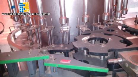 Envasadora Krones 24 bicos Envasadora Krones 24 bicos