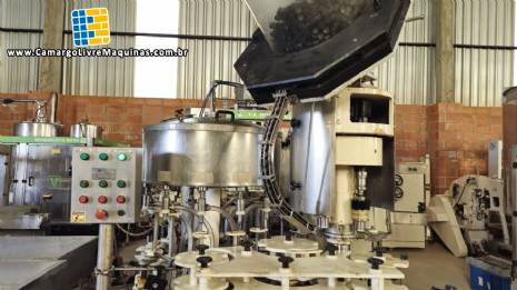 Envasadora rotativa monobloco 12 bicos com rosqueadora Envasadora rotativa monobloco 12 bicos com rosqueadora