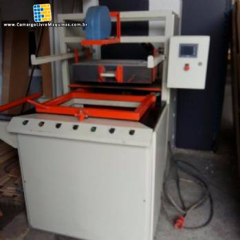 Máquina de vaccum forming Hilgeland Máquina de vaccum forming Hilgeland