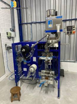 Sacheteira envasadora automática para sachês de sílica gel Profills até 350 unidades por hora Sacheteira envasadora automática para sachês de sílica gel Profills até 350 unidades por hora